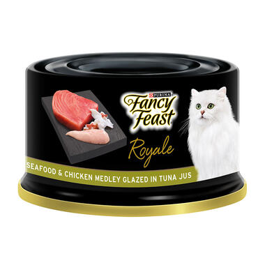 FANCY FEAST® Adult Royale Seafood & Chicken Medley Glazed in Tuna Jus Wet Cat Food
